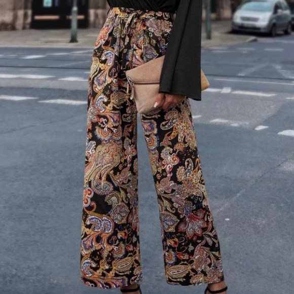 Jumpsuit - Picture 2 of 8